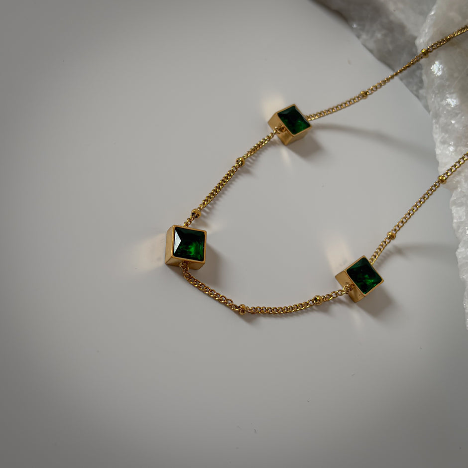 Triple Charm Layered Chain