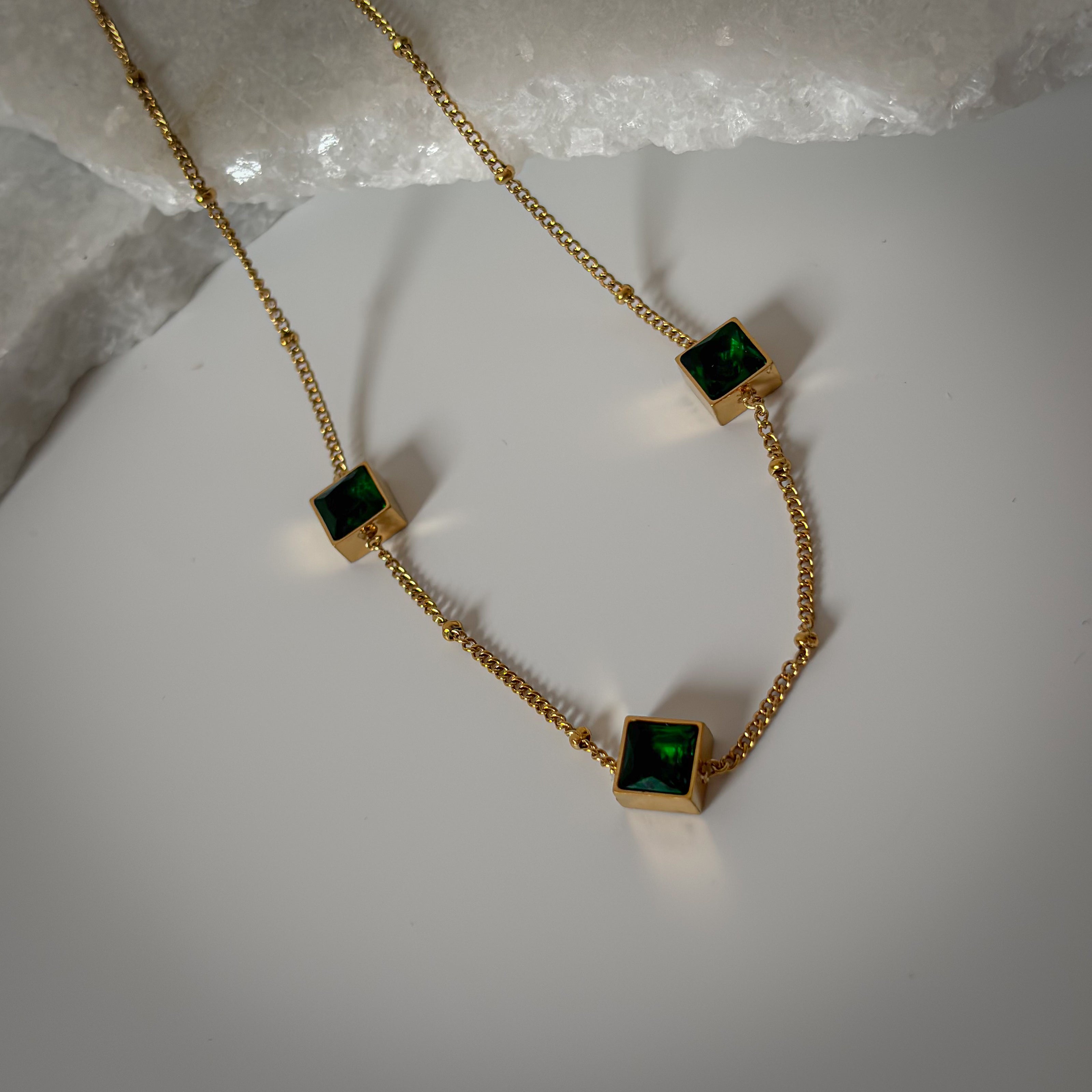 Triple Charm Layered Chain