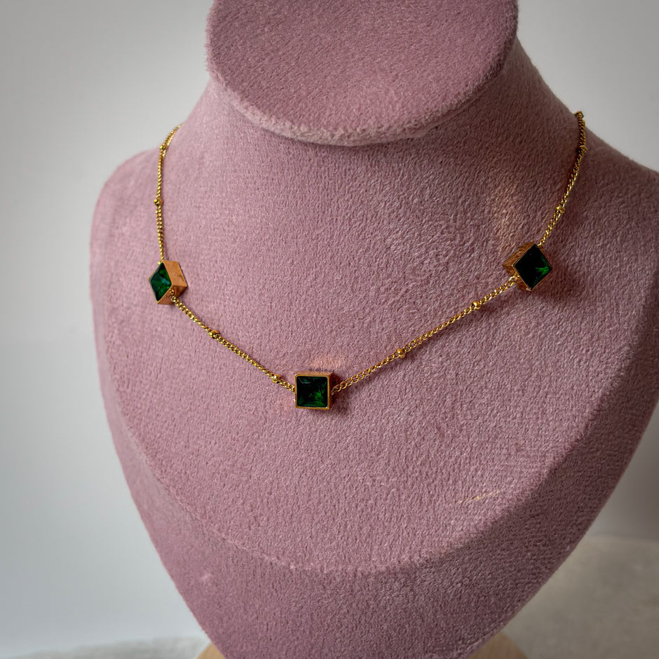 Triple Charm Layered Chain