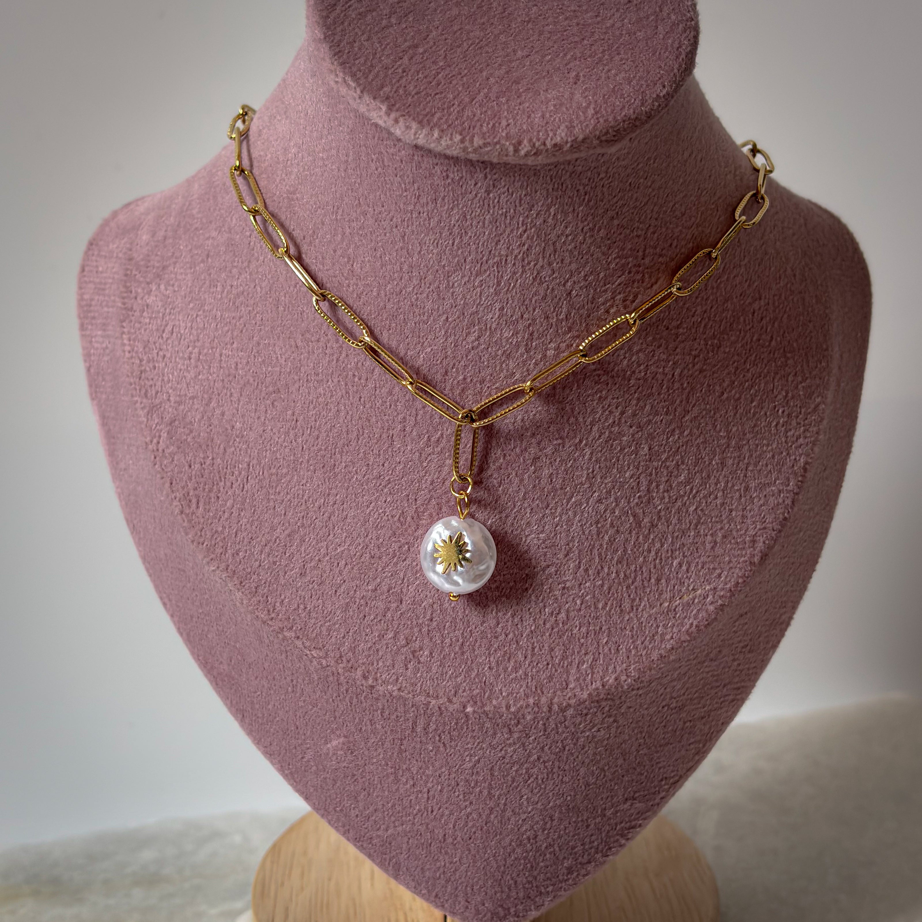 Luna Pearl Chain