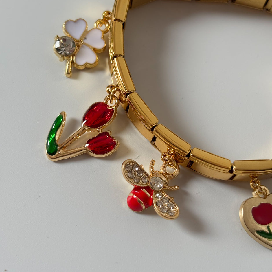 Sweetheart Charm Bangle