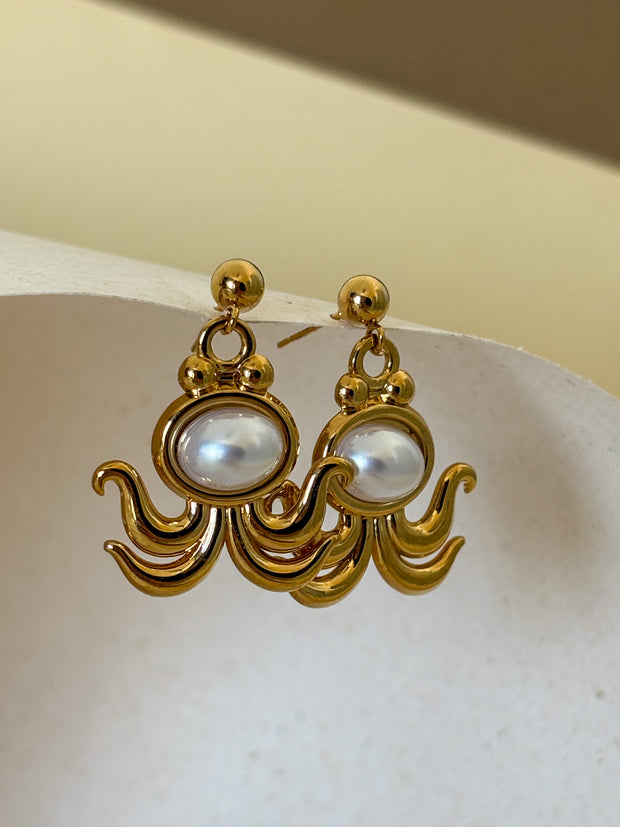 Pearl Octo Studs