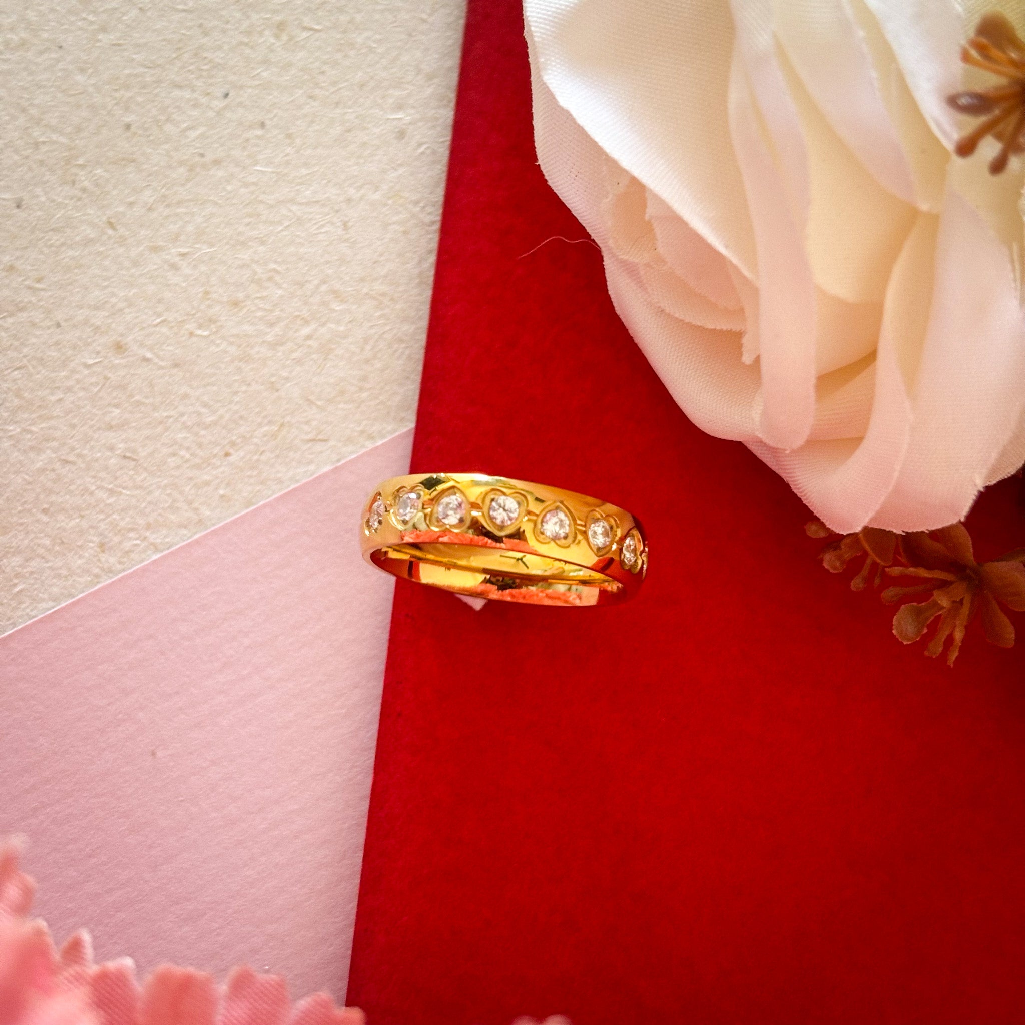 Sweetheart Glow Ring