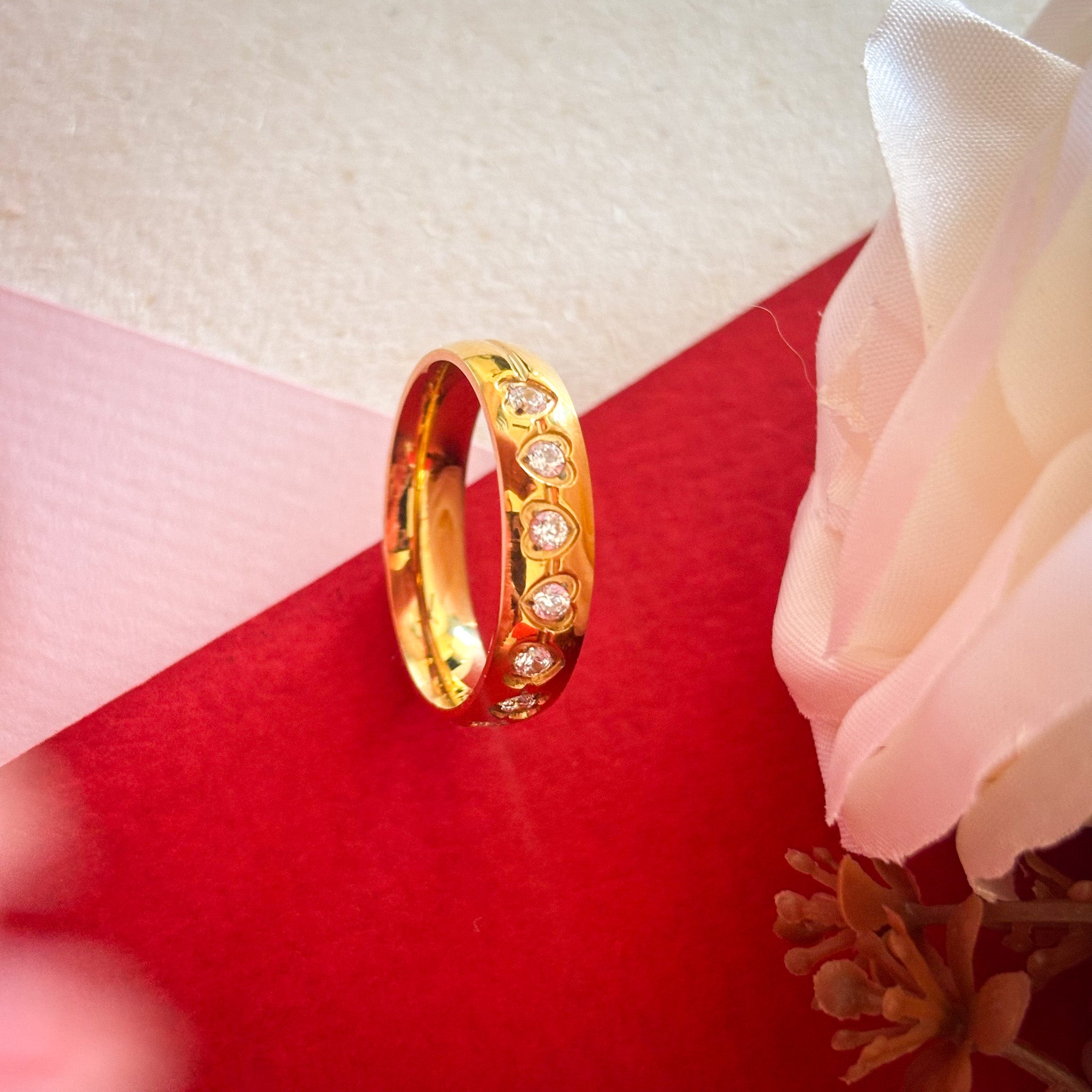 Sweetheart Glow Ring