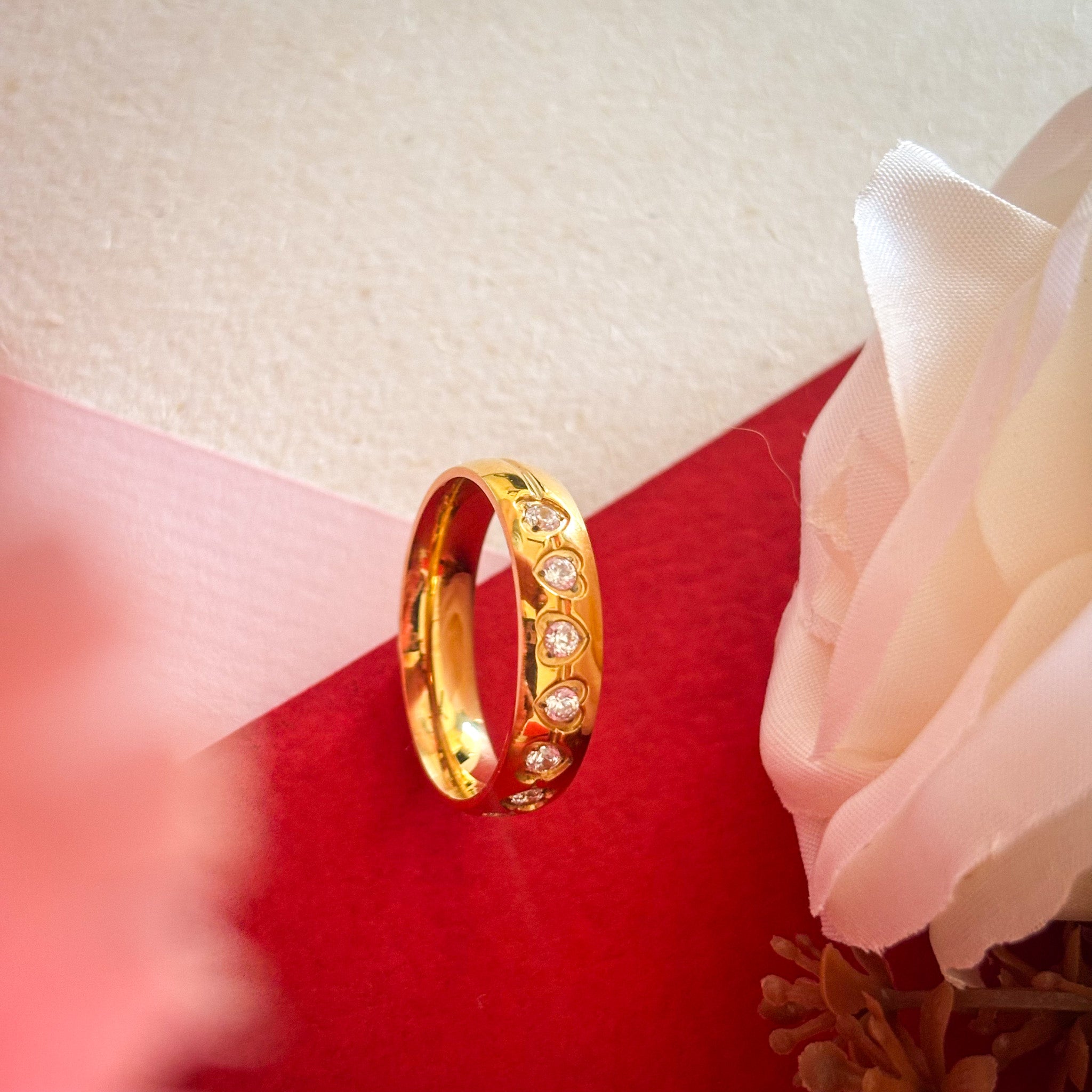 Sweetheart Glow Ring