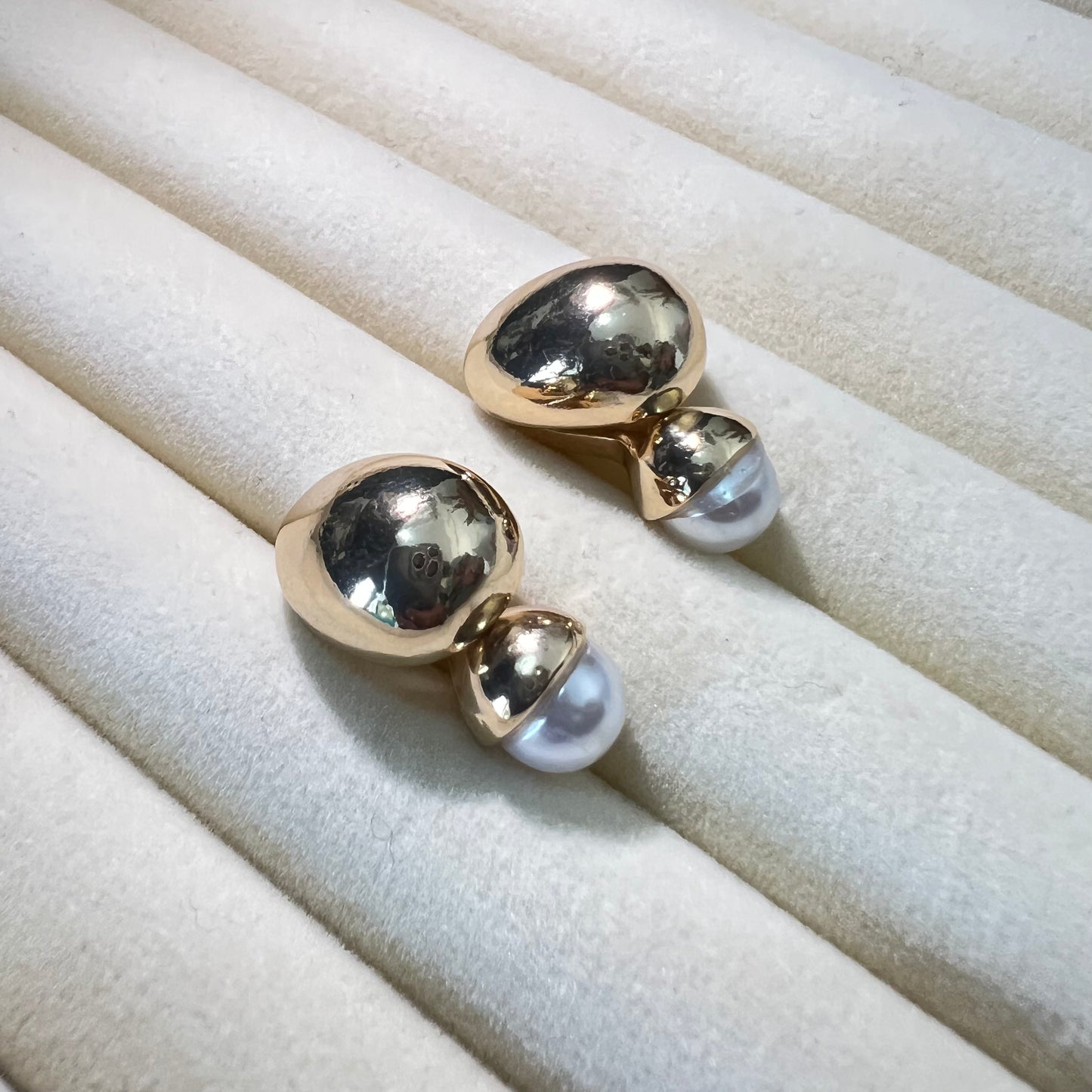 Mira Studs Earring