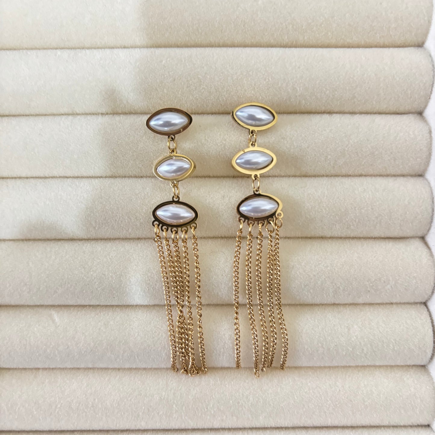 Pearl Halo Drops – Gold & Pearl Earrings