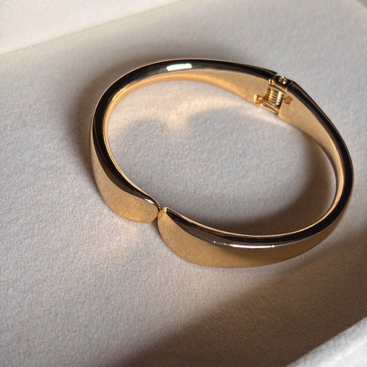 Luna Loop Everyday Minimal Bracelet