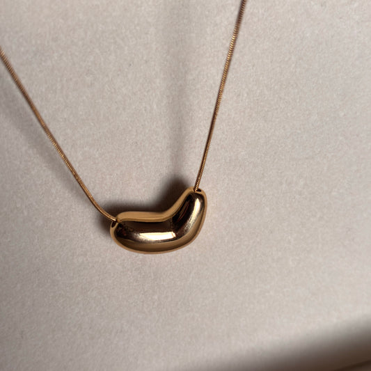 Molten Bean – Sculptural Gold Pendant Necklace