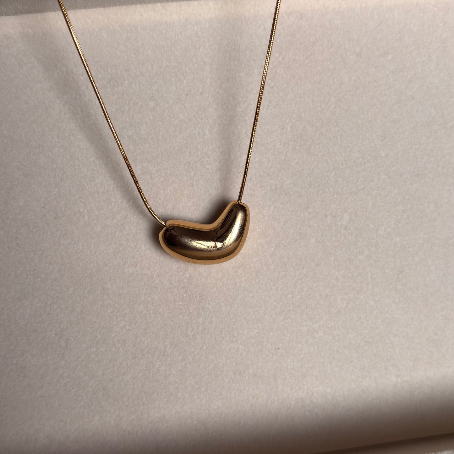 Molten Bean – Sculptural Gold Pendant Necklace