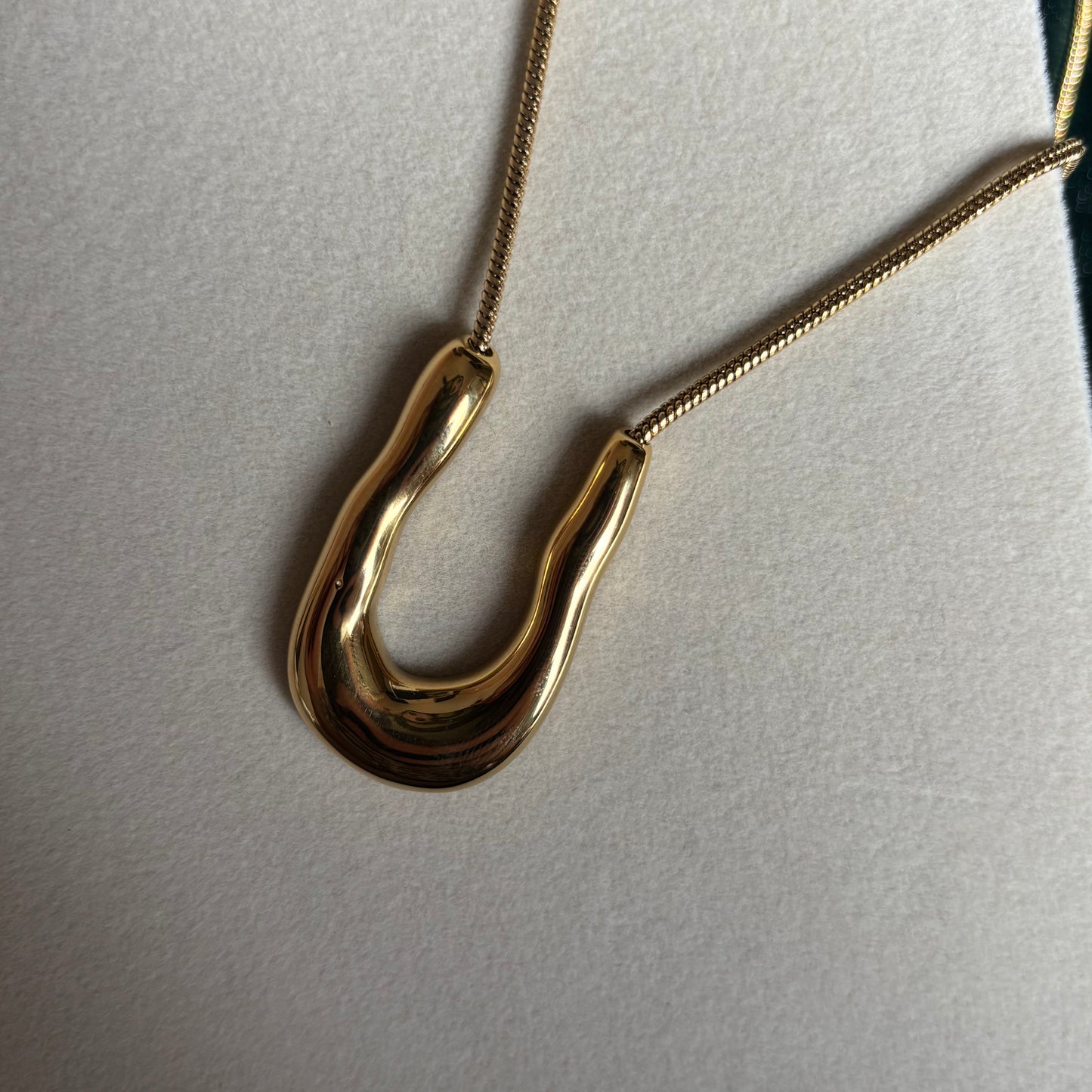 Molten Drop Chain – Sculpted Gold Statement Necklace