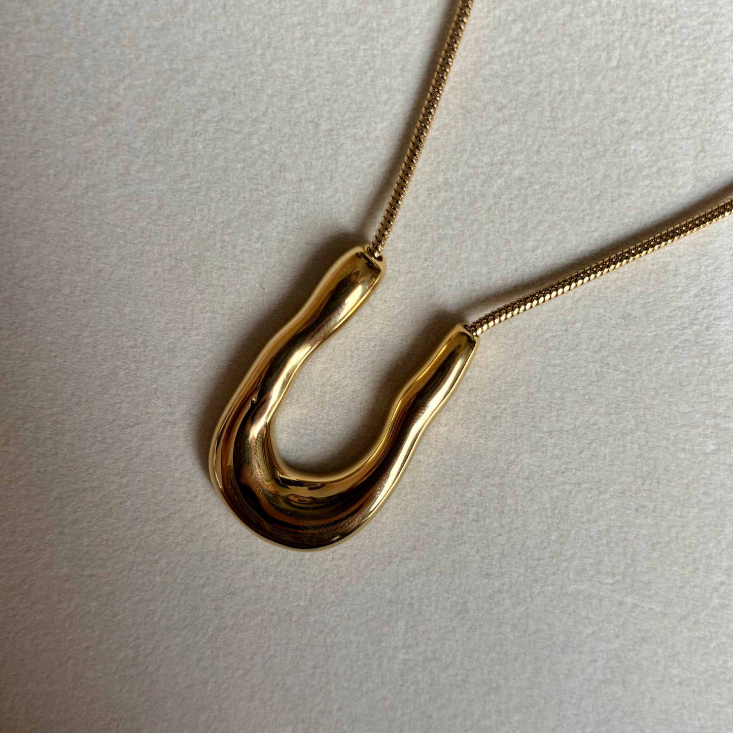 Molten Drop Chain – Sculpted Gold Statement Necklace