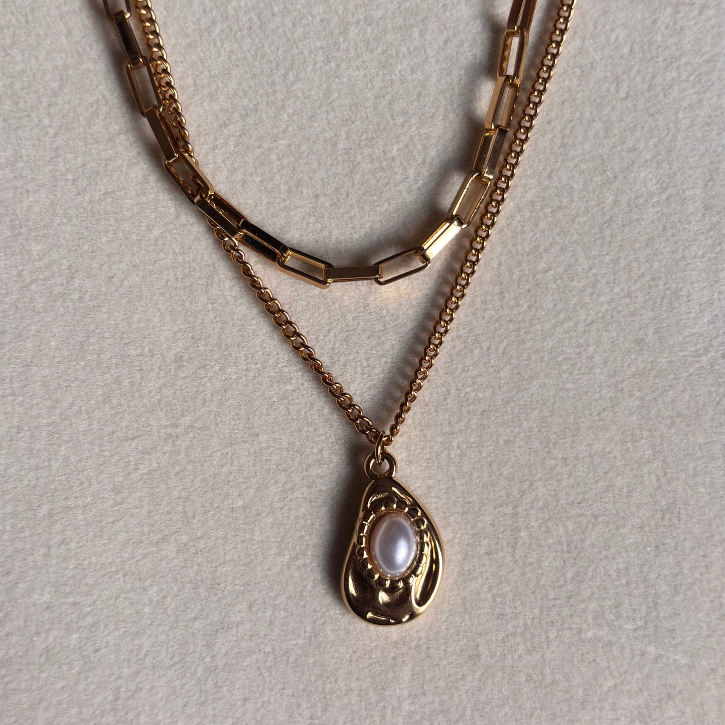 Moonlit Drop Necklace – Vintage Gold Pearl Pendant Necklace