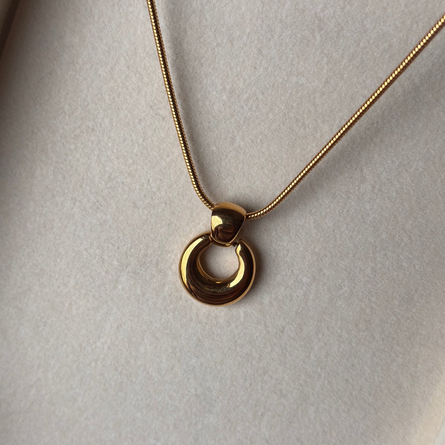 Lunar Loop Necklace – Gloss Gold Crescent Pendant