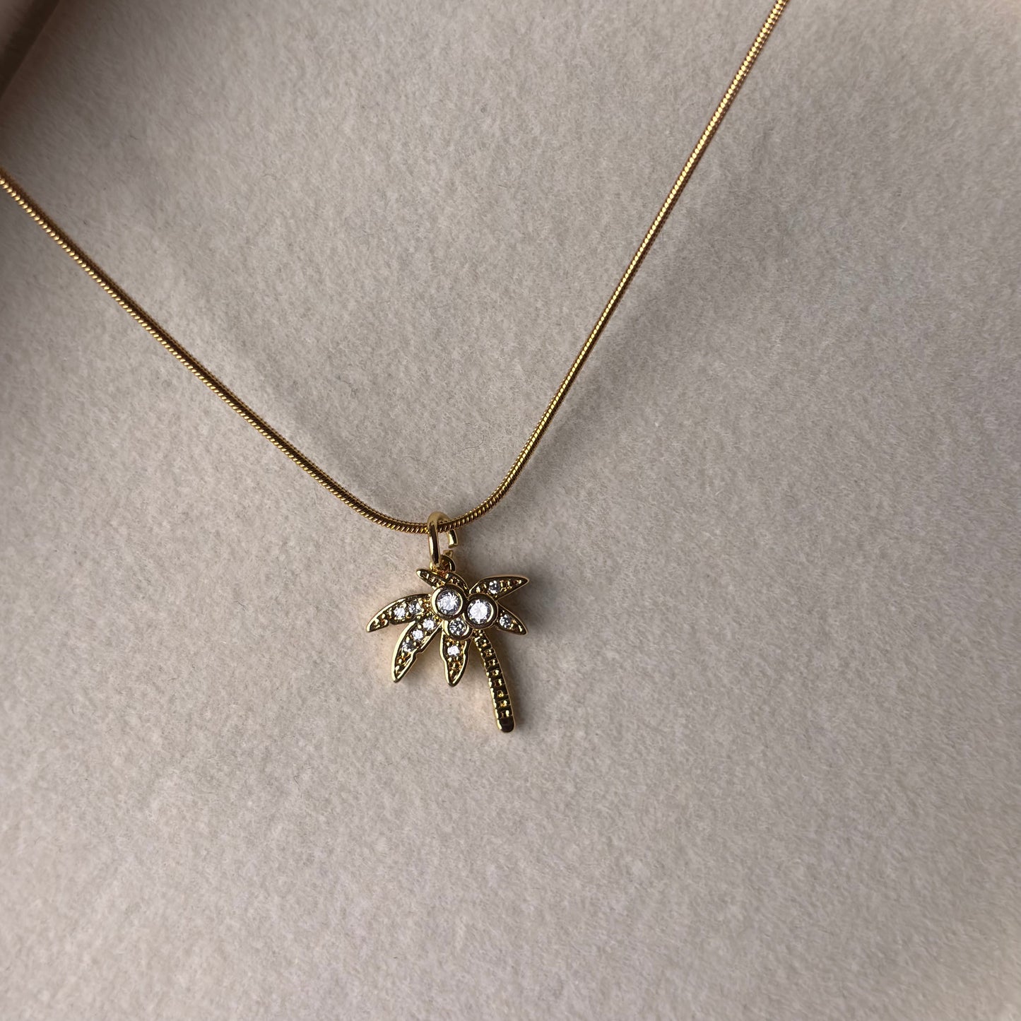 Tropic Gleam Necklace – Crystal Palm Tree Pendant