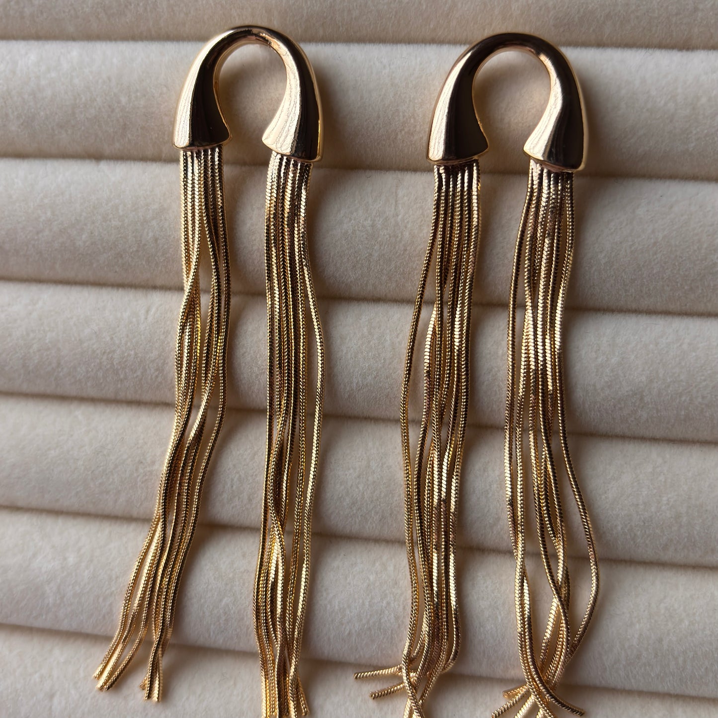 Gold Jelly – Sculptural Drip Chain Earrings