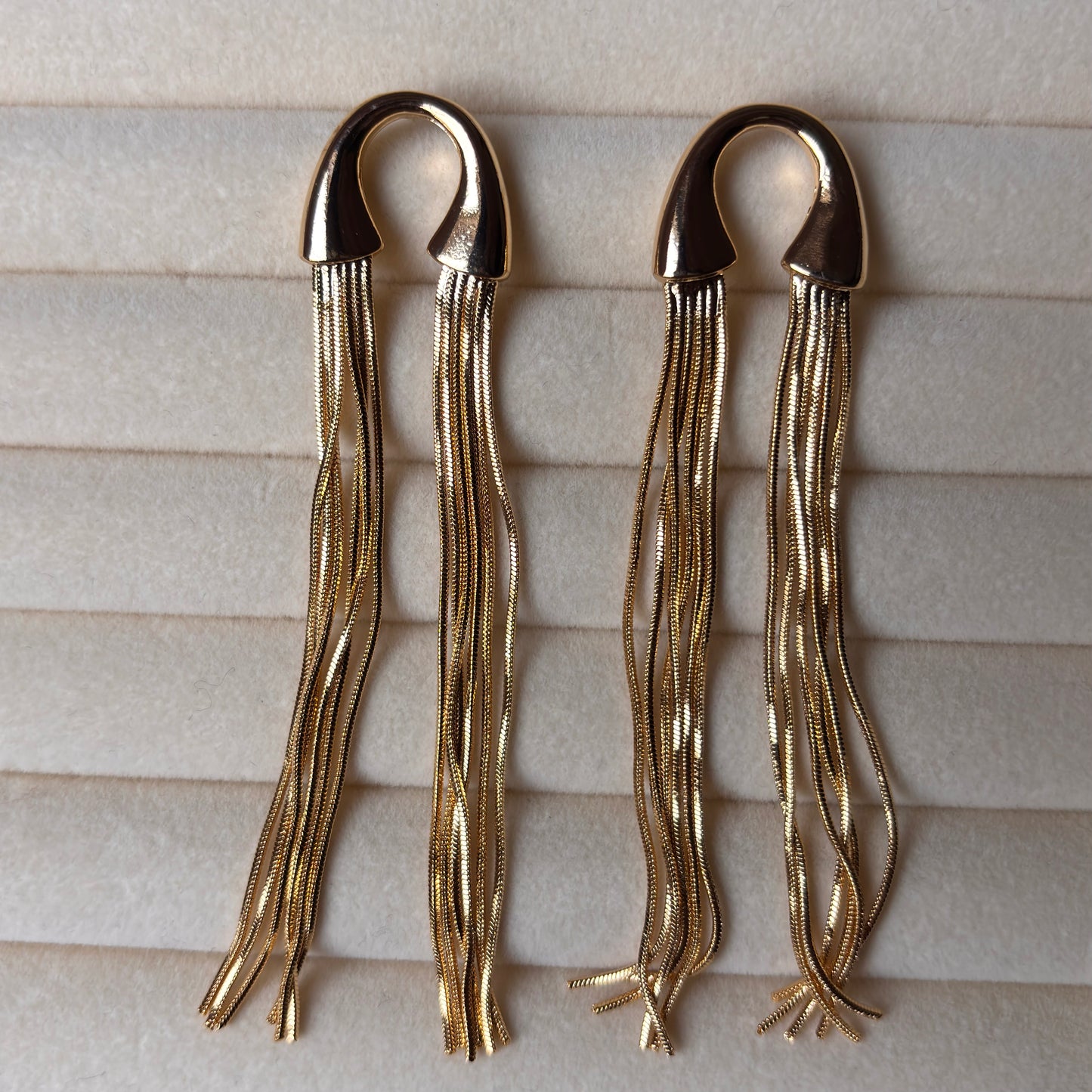 Gold Jelly – Sculptural Drip Chain Earrings