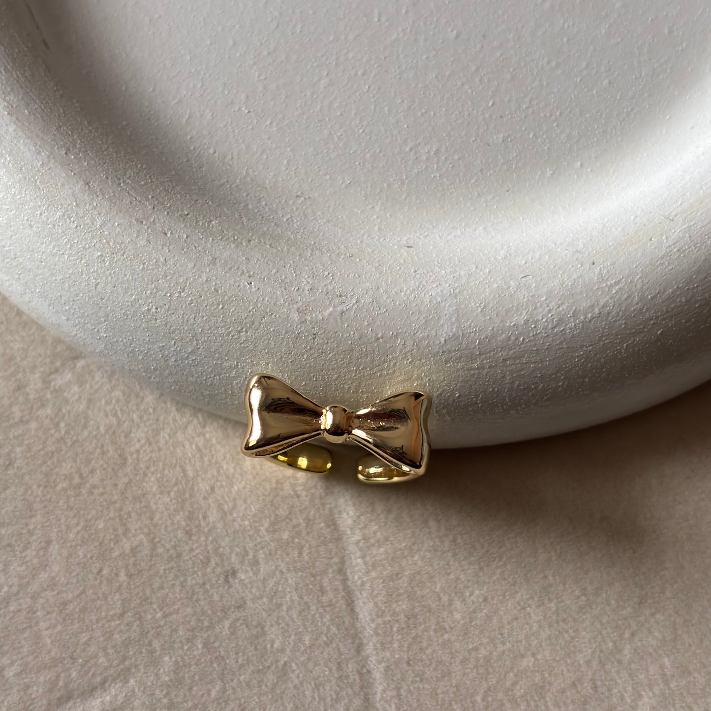Bow Ring