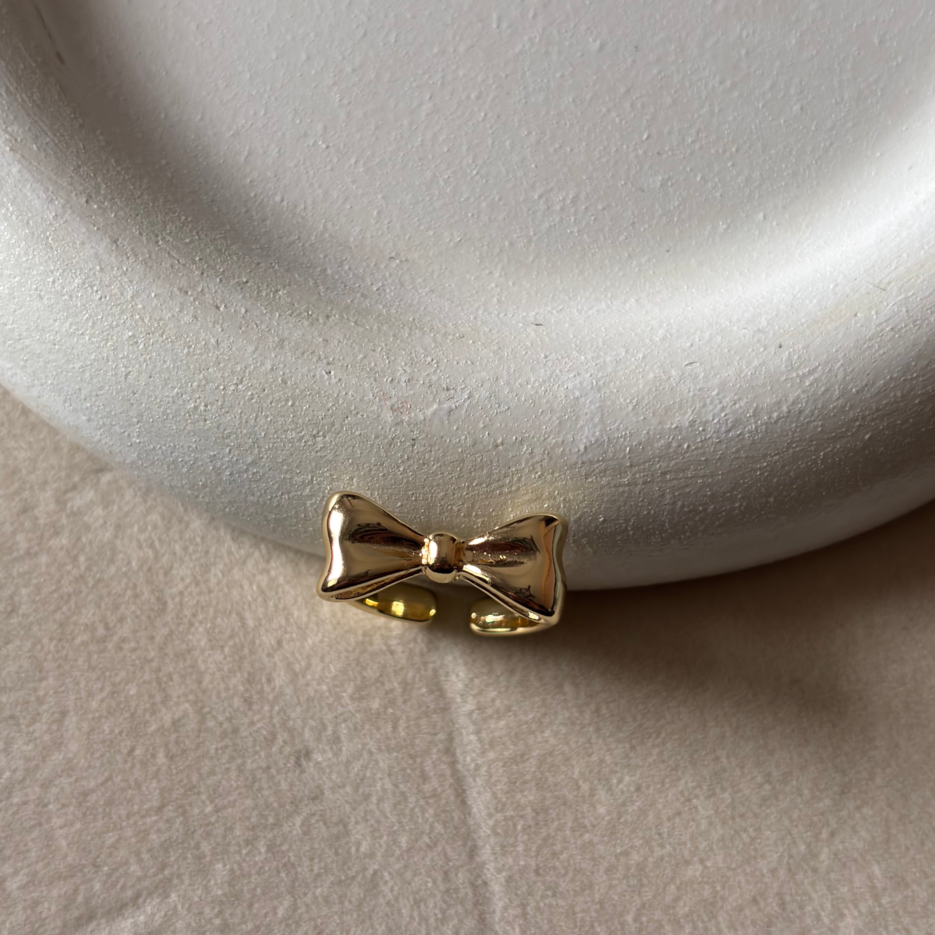 Bow Ring