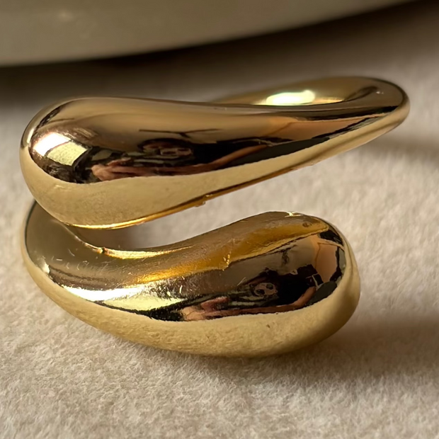 Abstract Wave Ring